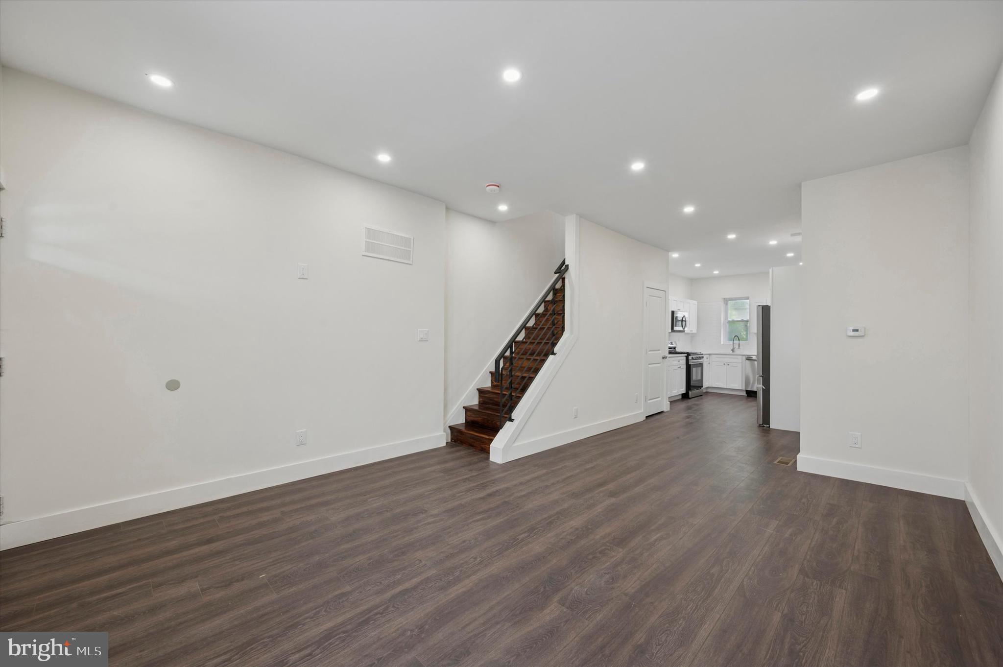 COBBS CREEK - Residential