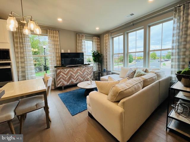 POTOMAC STATION MARKETPLACE - Residential Lease