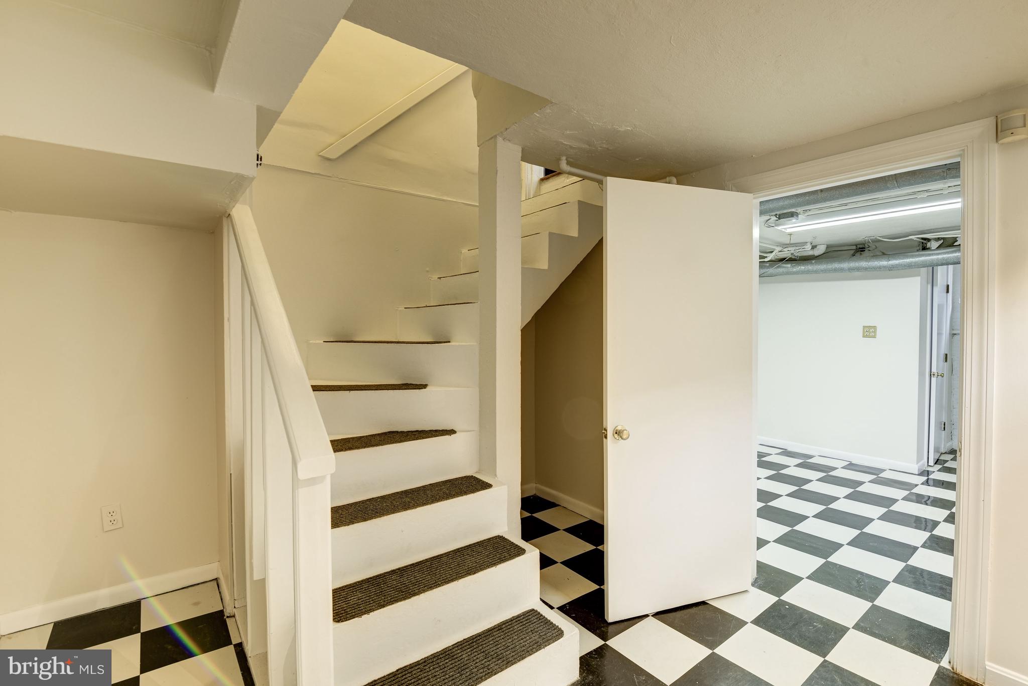 WESLEY HEIGHTS - Residential