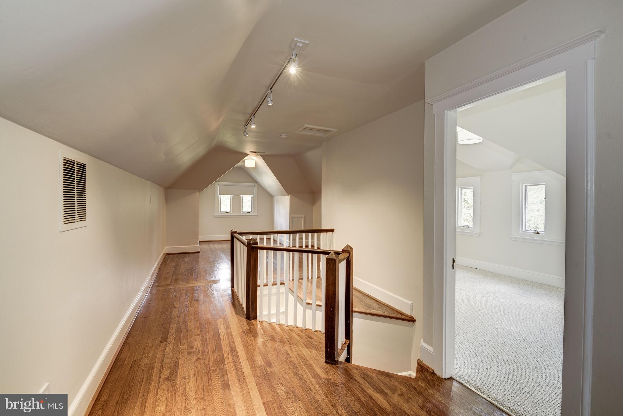WESLEY HEIGHTS - Residential