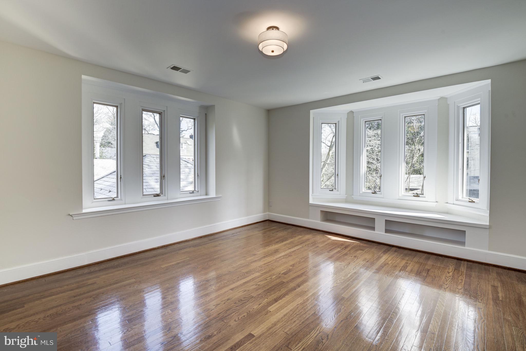 WESLEY HEIGHTS - Residential