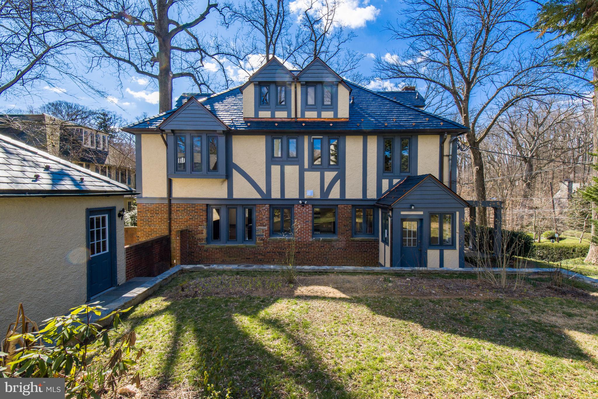 WESLEY HEIGHTS - Residential