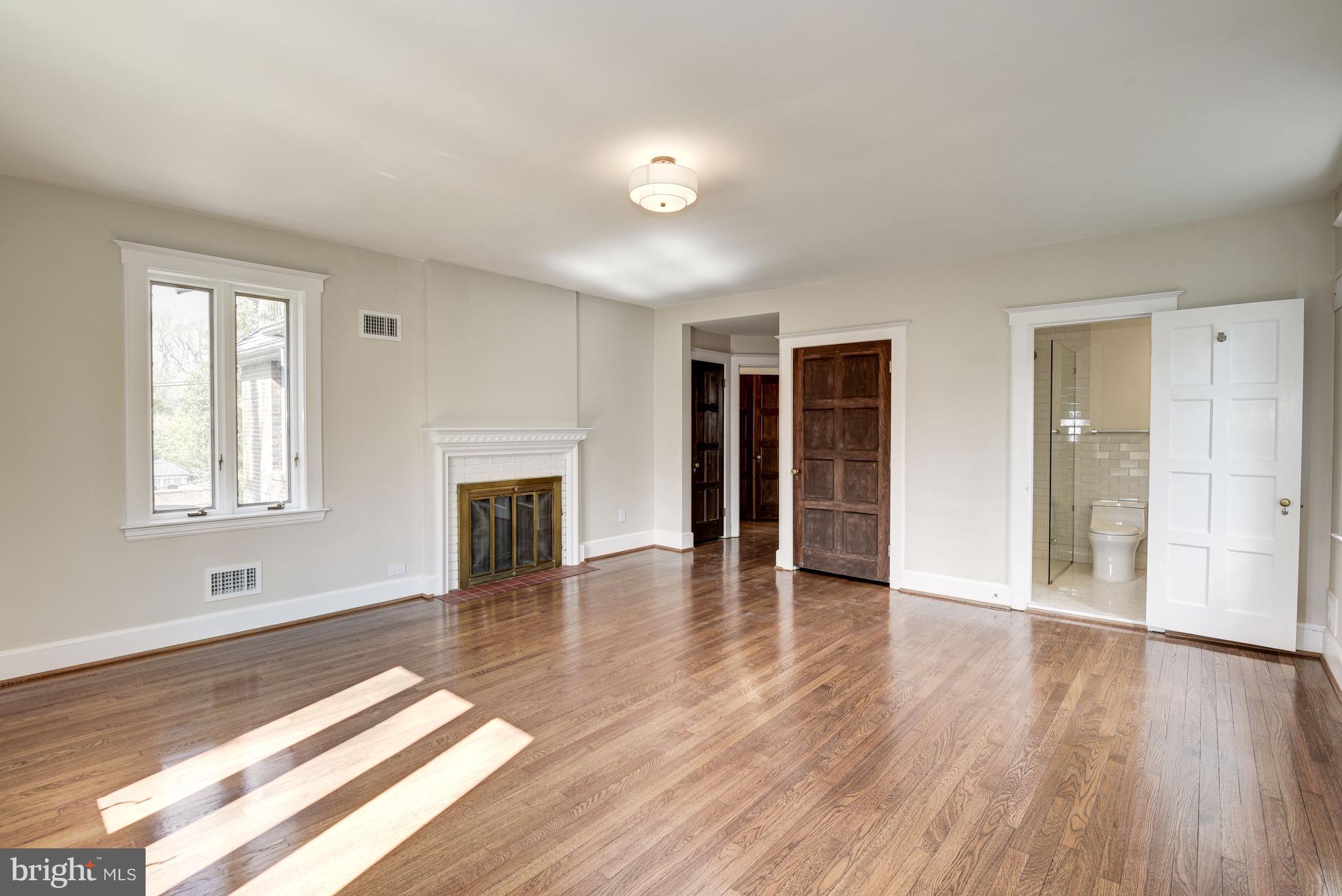 WESLEY HEIGHTS - Residential