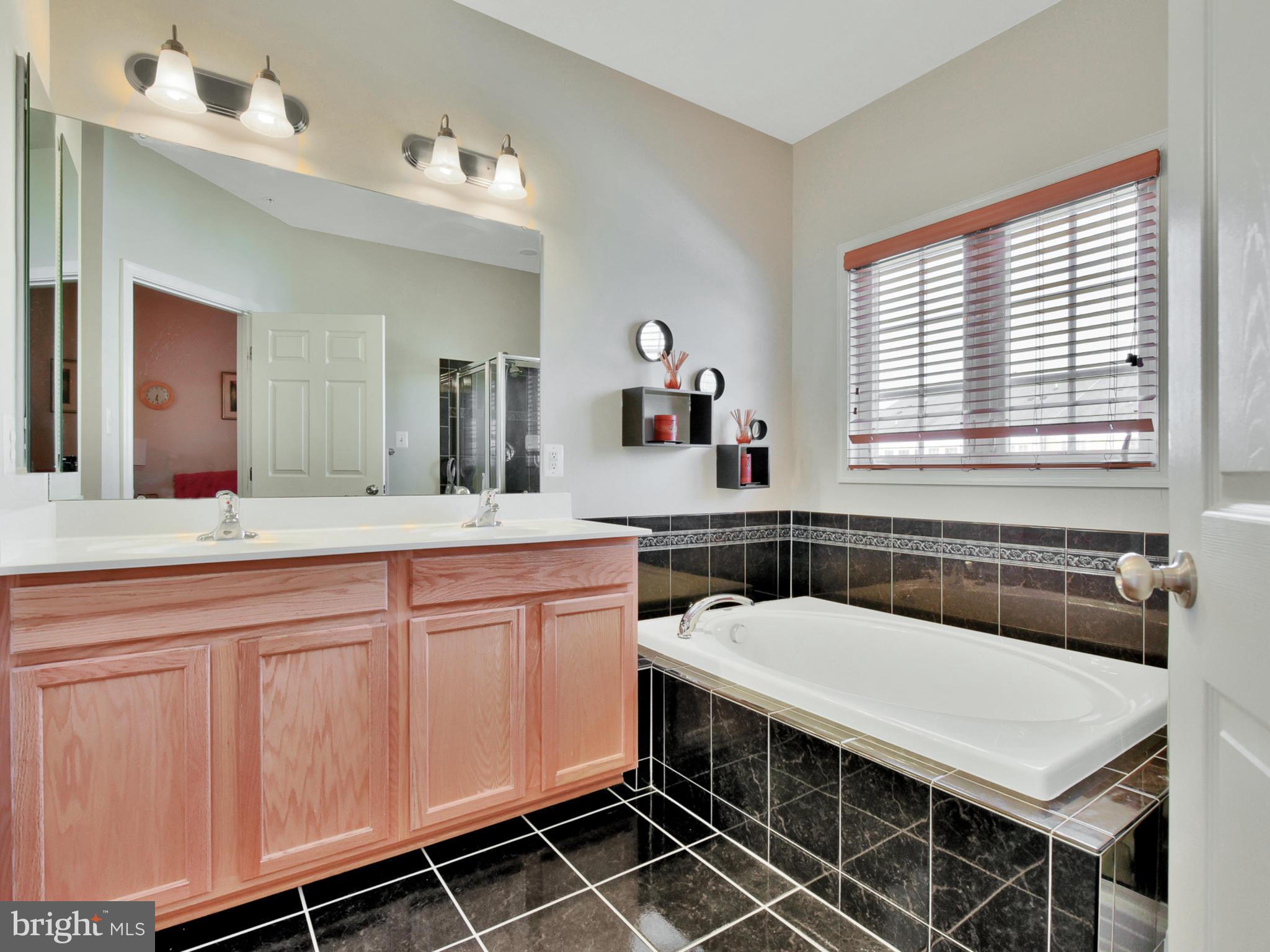 VILLAGES OF URBANA - Residential