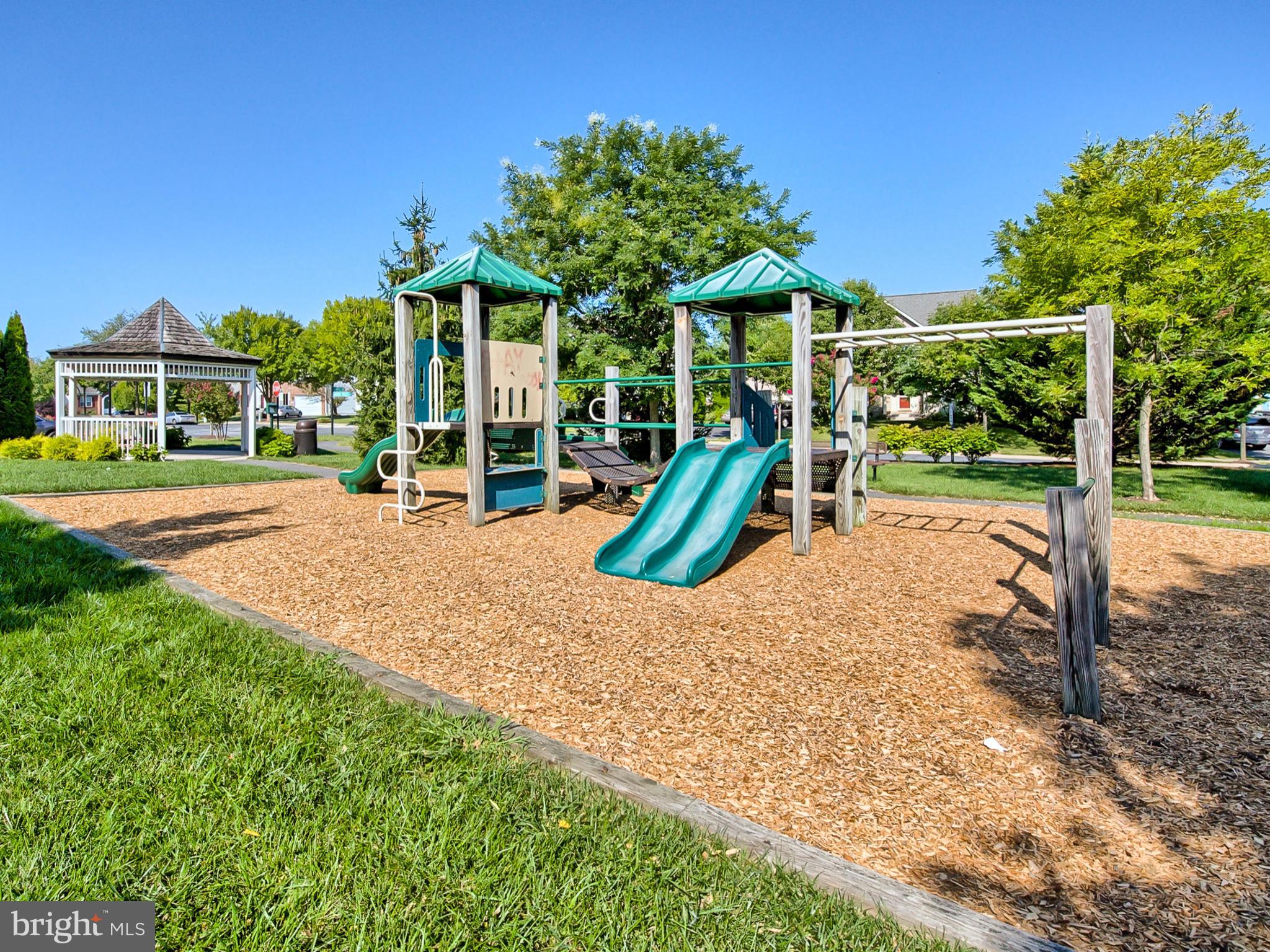 VILLAGES OF URBANA - Residential