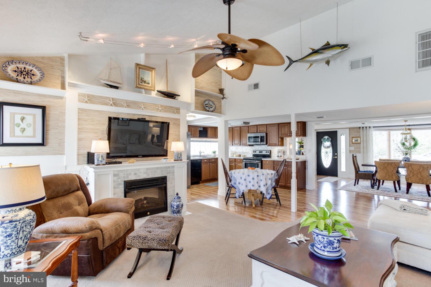 WHITE NECK CREEK - Residential