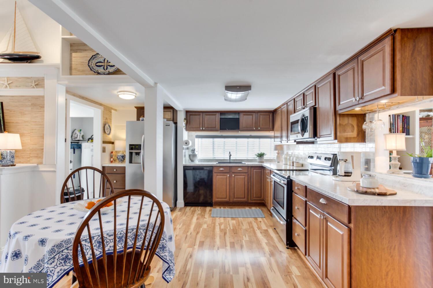 WHITE NECK CREEK - Residential