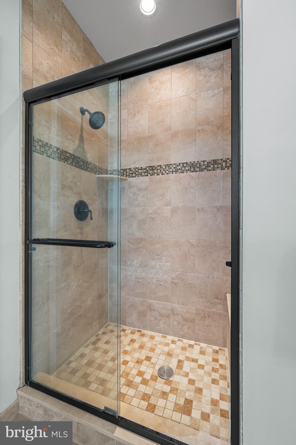 LISETER - Residential