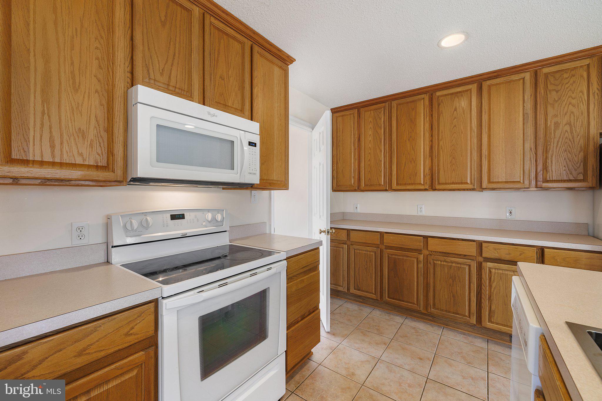 CEDARBROOKE - Residential