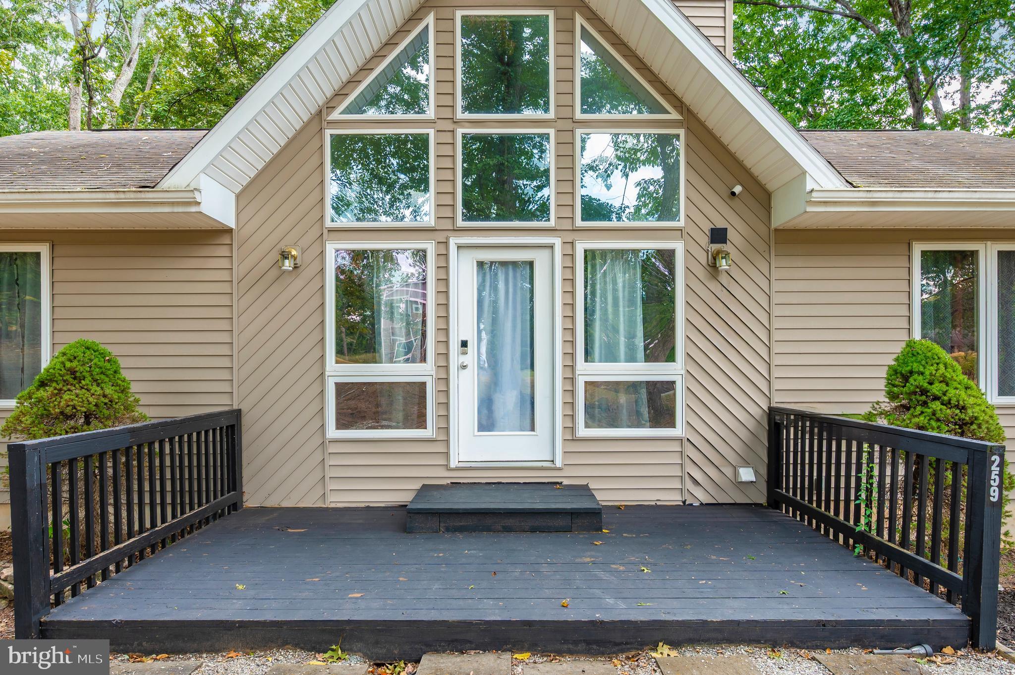 THE WOODS - Residential