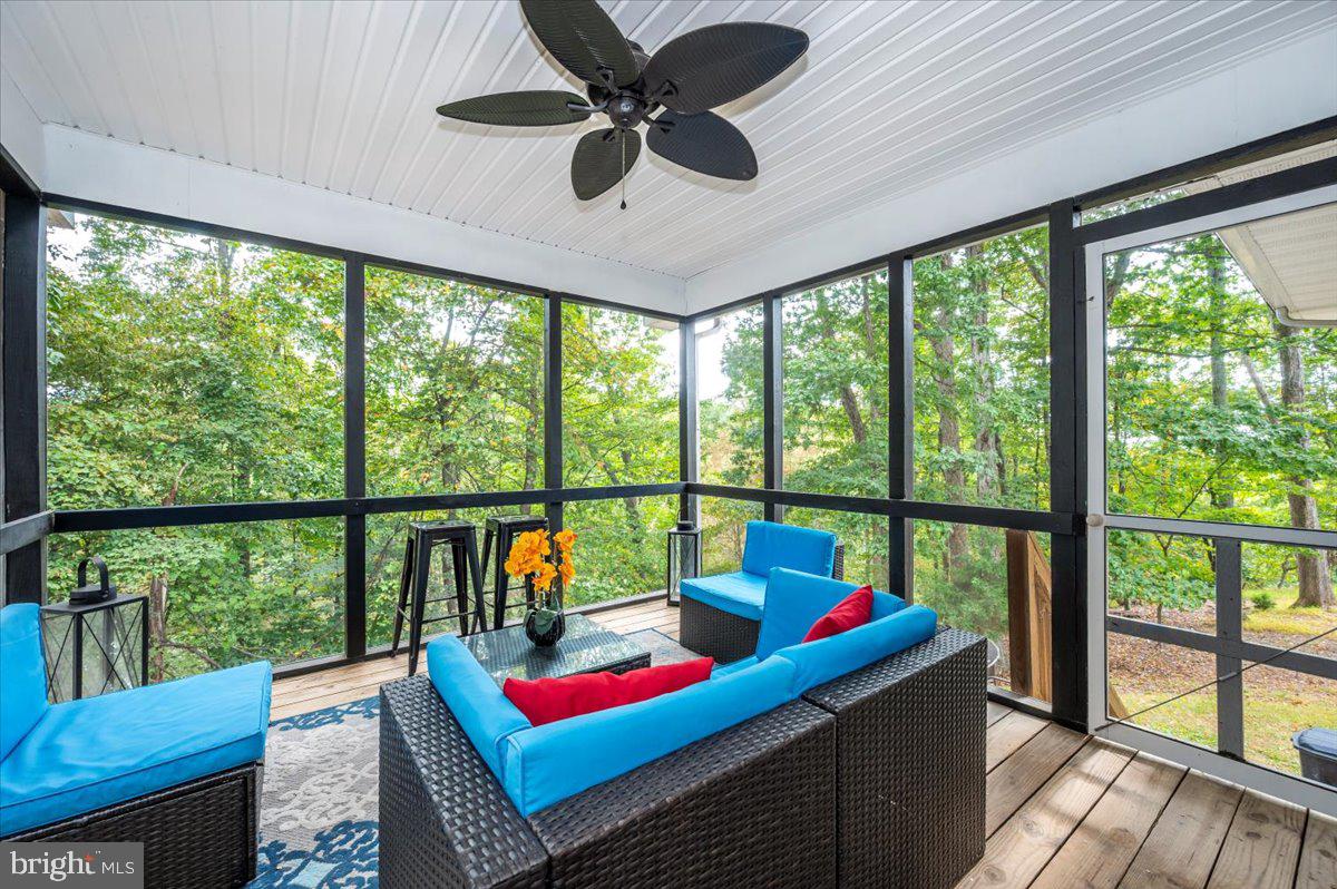 THE WOODS - Residential