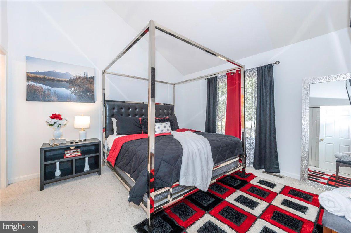 THE WOODS - Residential