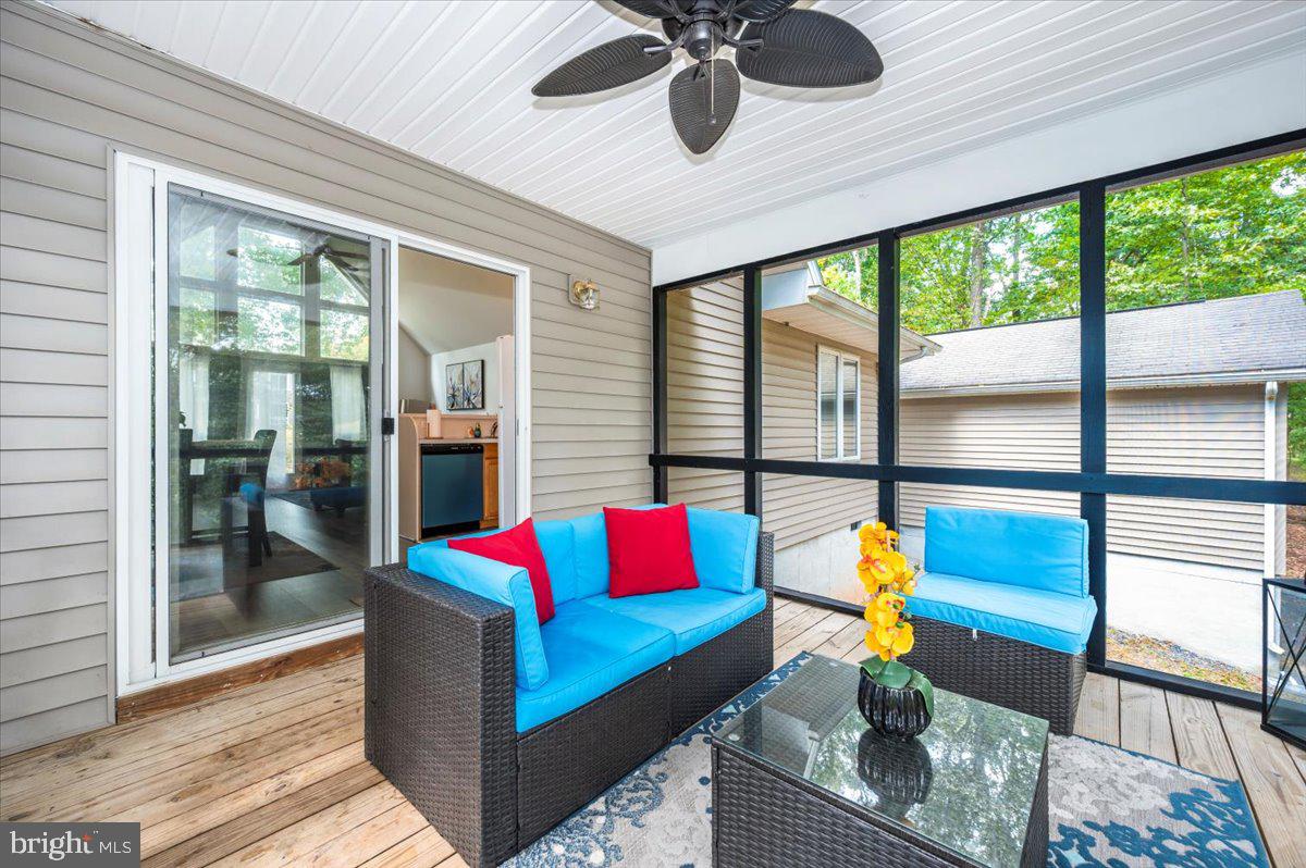 THE WOODS - Residential