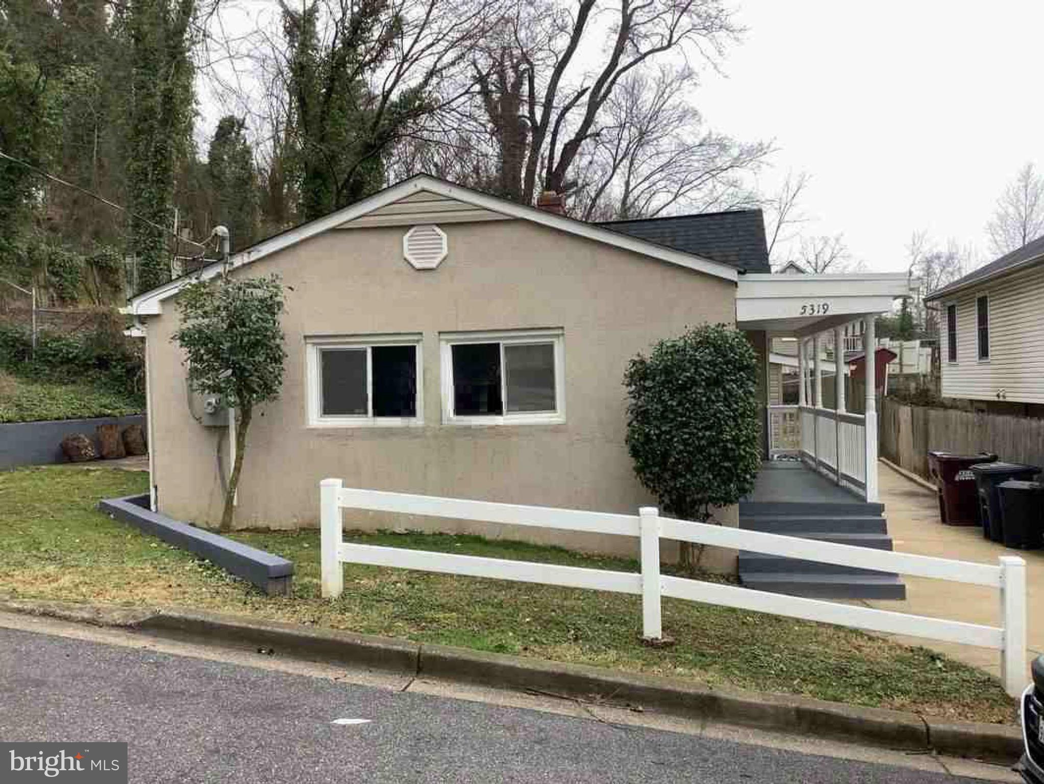 CAPITOL HEIGHTS - Residential