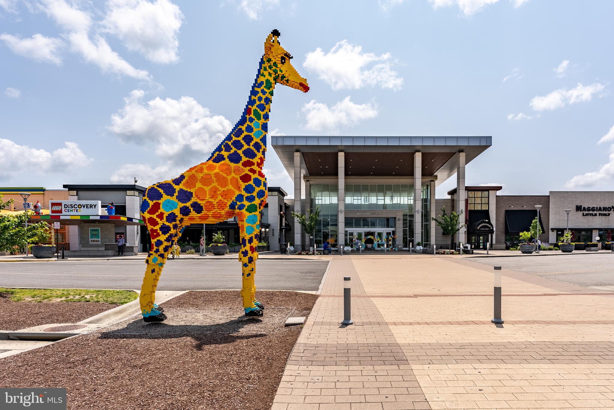 LYNBROOK - Residential