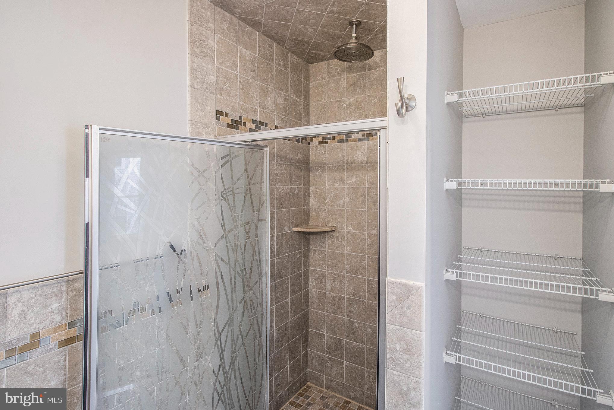 HAMLET MEWS - Residential Lease