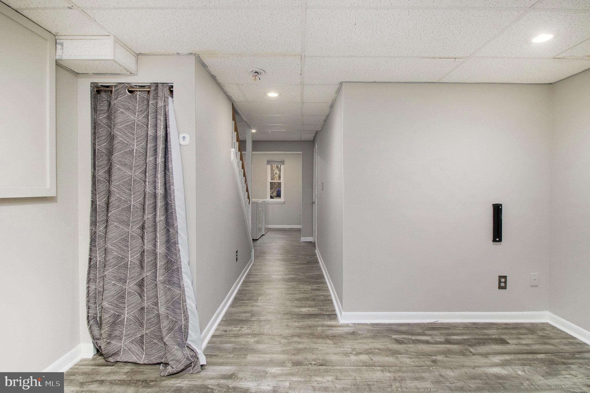 HAMLET MEWS - Residential Lease