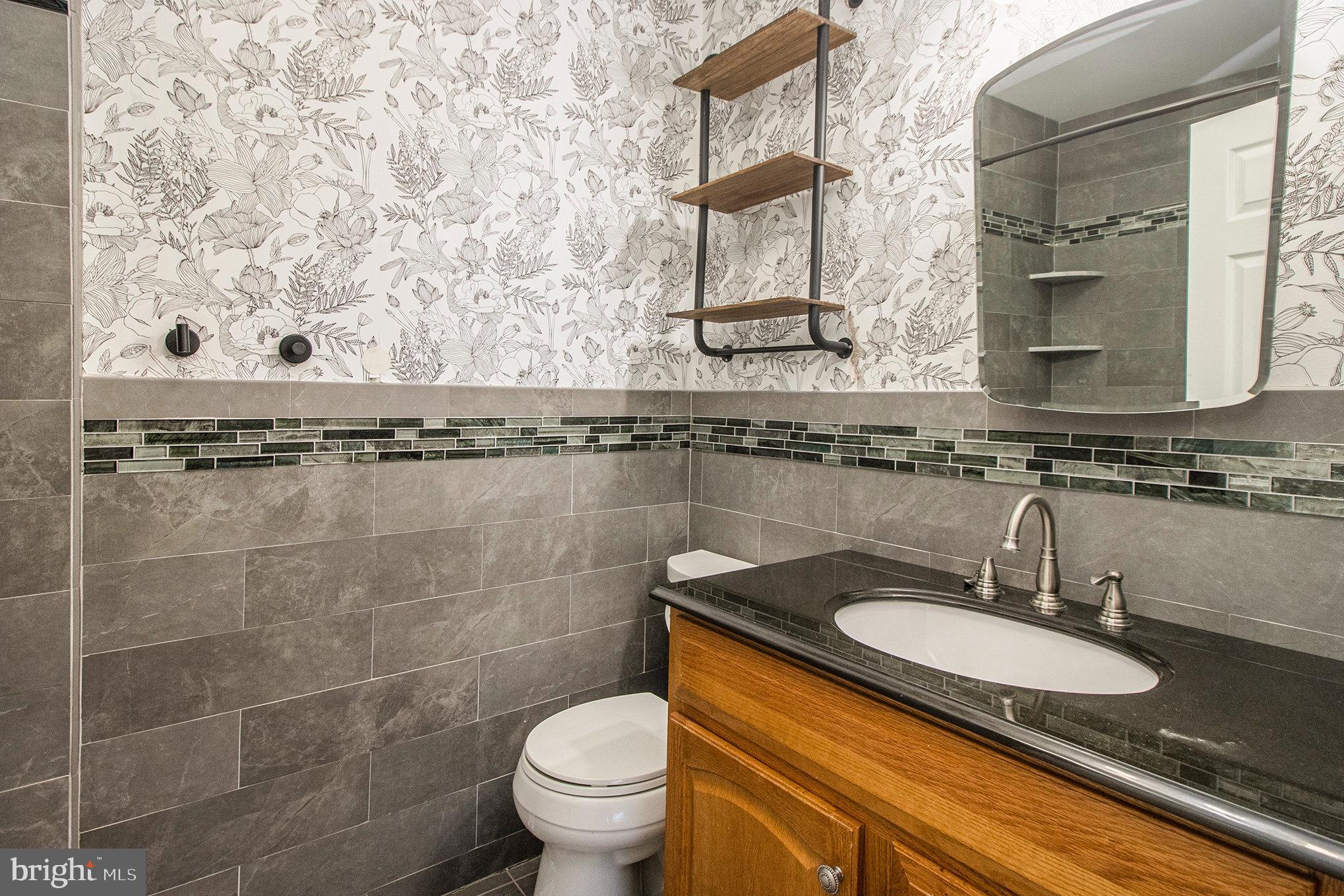 HAMLET MEWS - Residential Lease