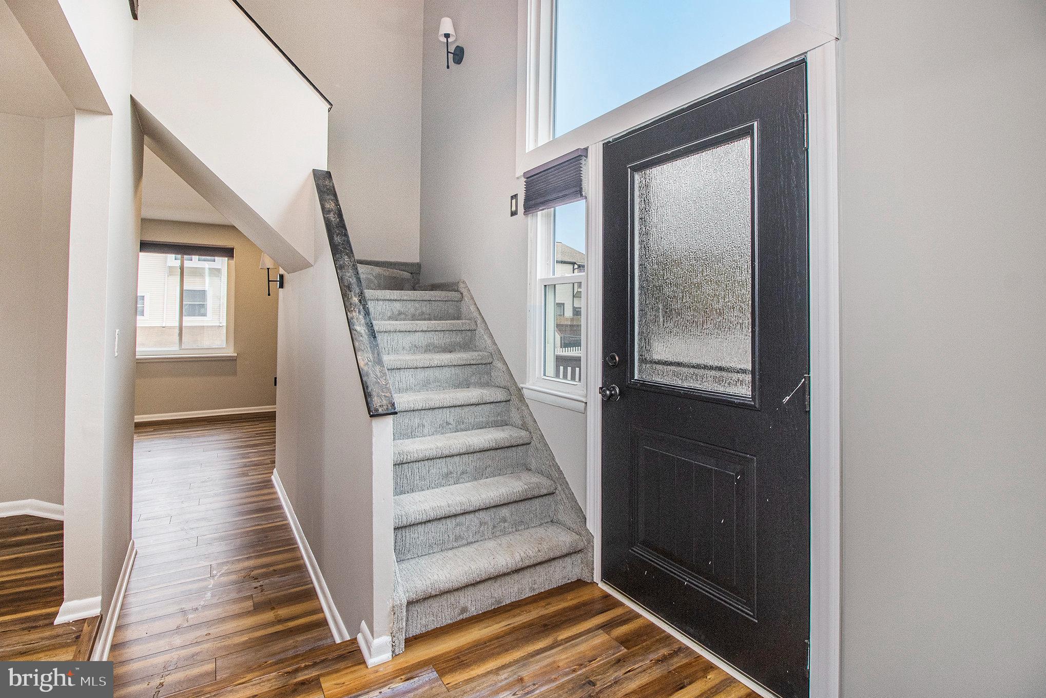 HAMLET MEWS - Residential Lease