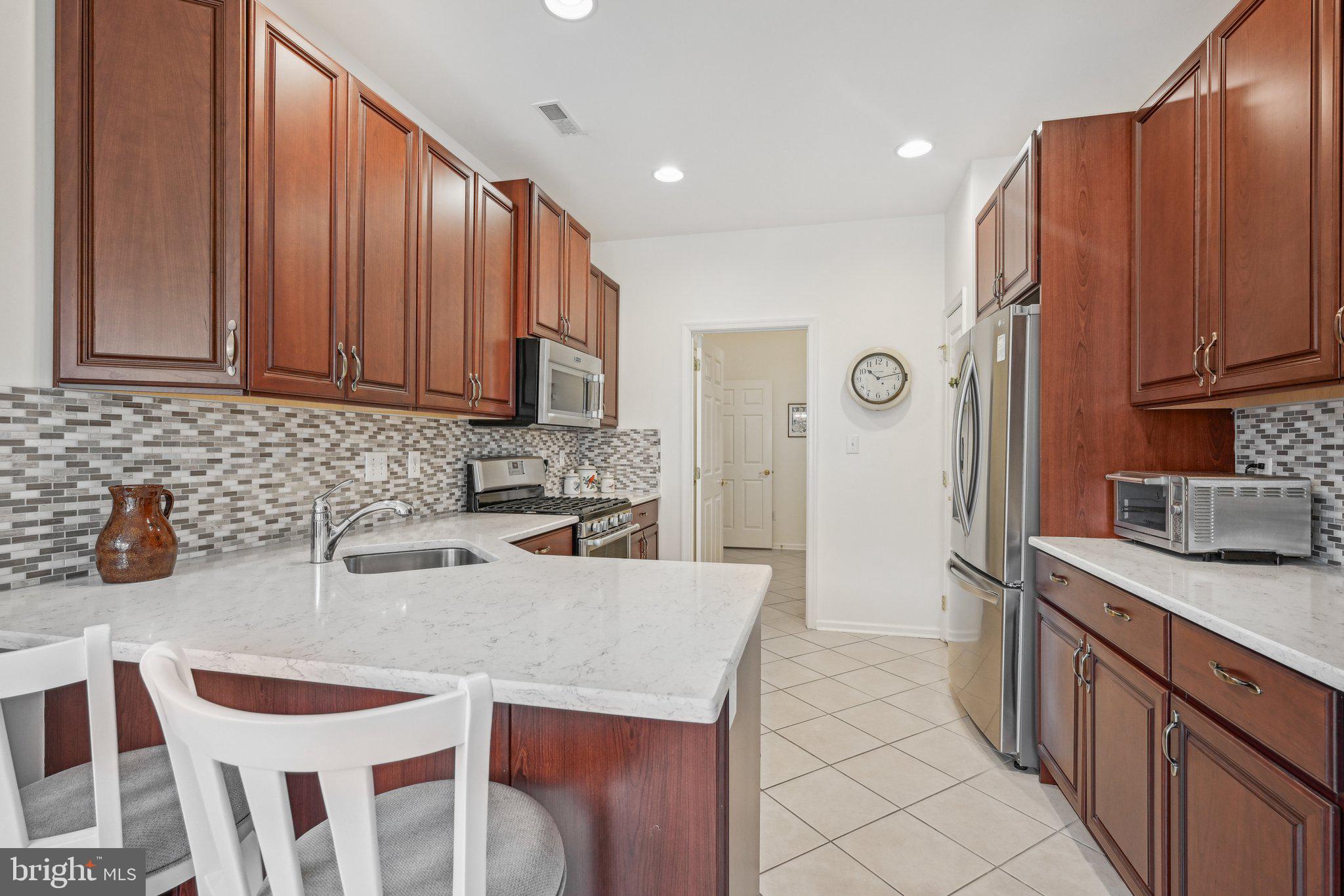 264 SHADY BROOK DRIVE
