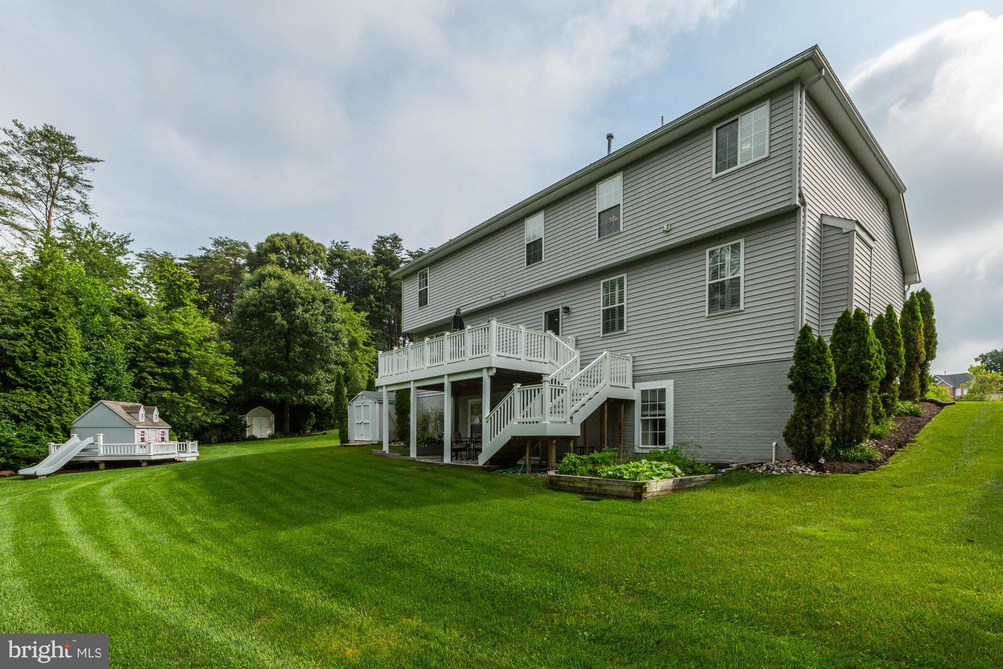 JACOBS WOODS - Residential