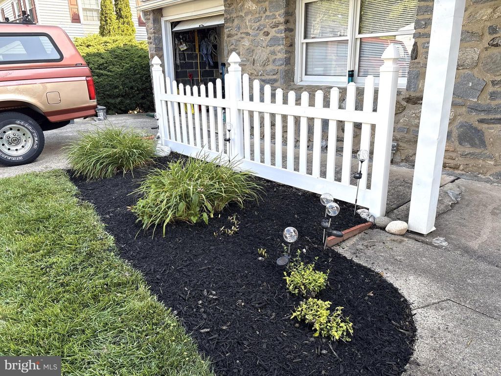 Photo of 2613 Caranel Road, BROOMALL, PA 19008 (MLS # PADE2104318)