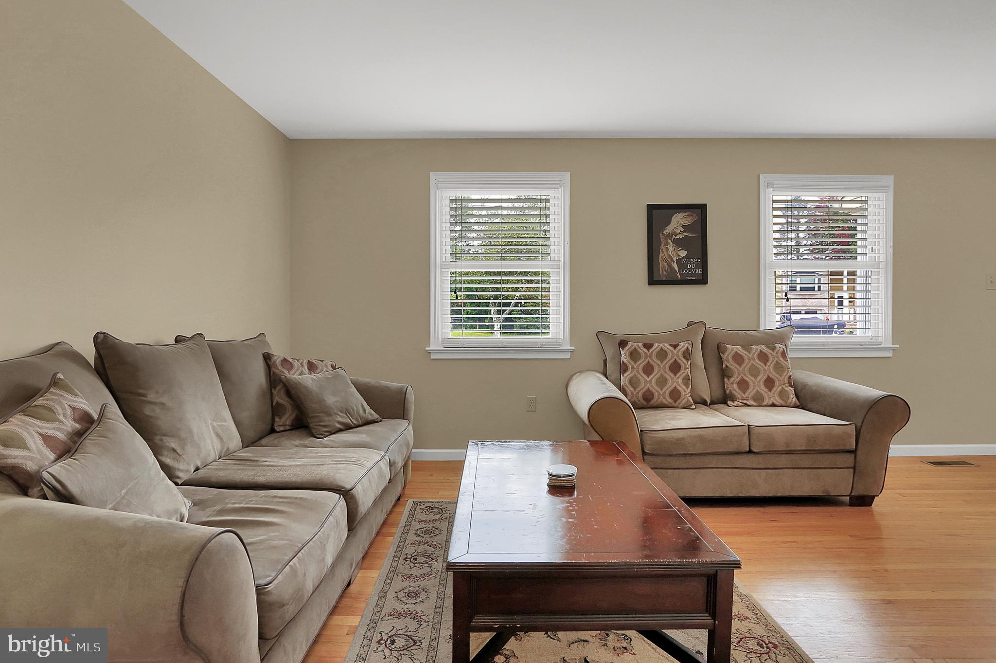 VALLEY STREAM ESTATES - Residential