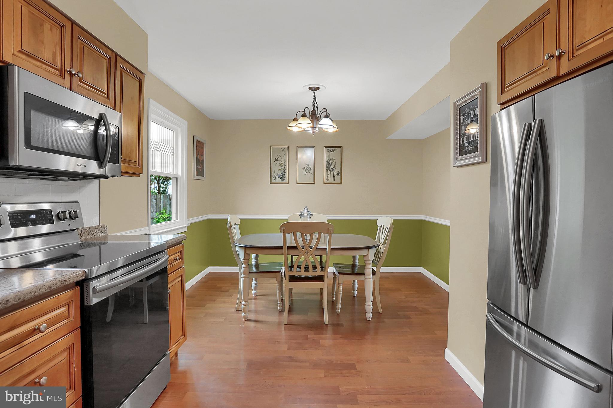 VALLEY STREAM ESTATES - Residential