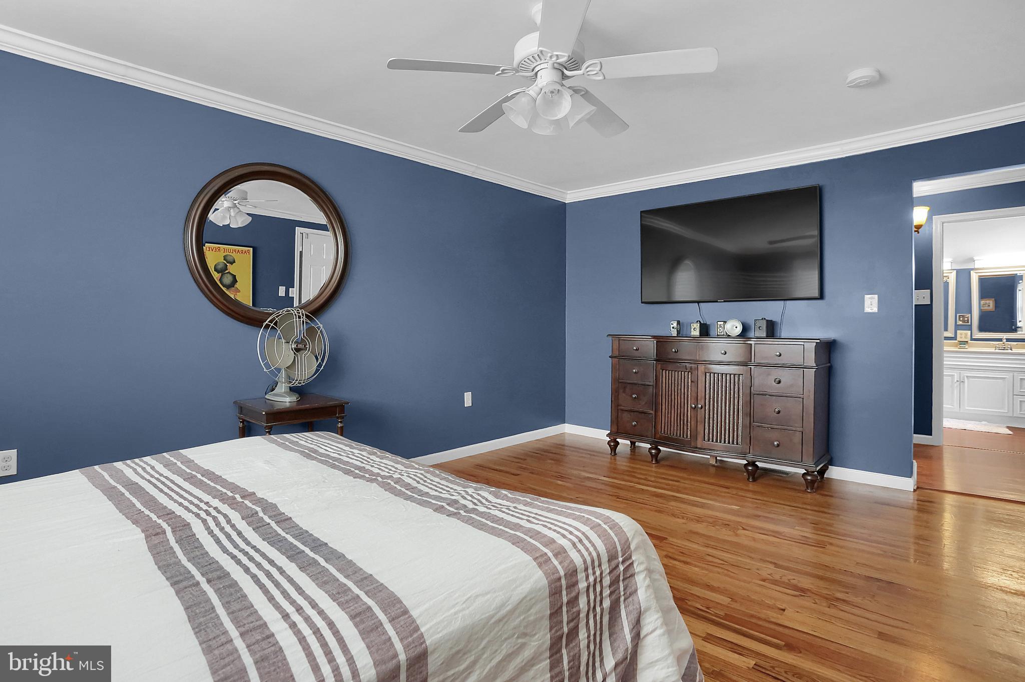 VALLEY STREAM ESTATES - Residential