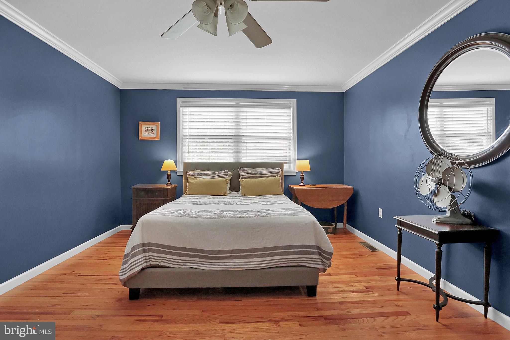 VALLEY STREAM ESTATES - Residential