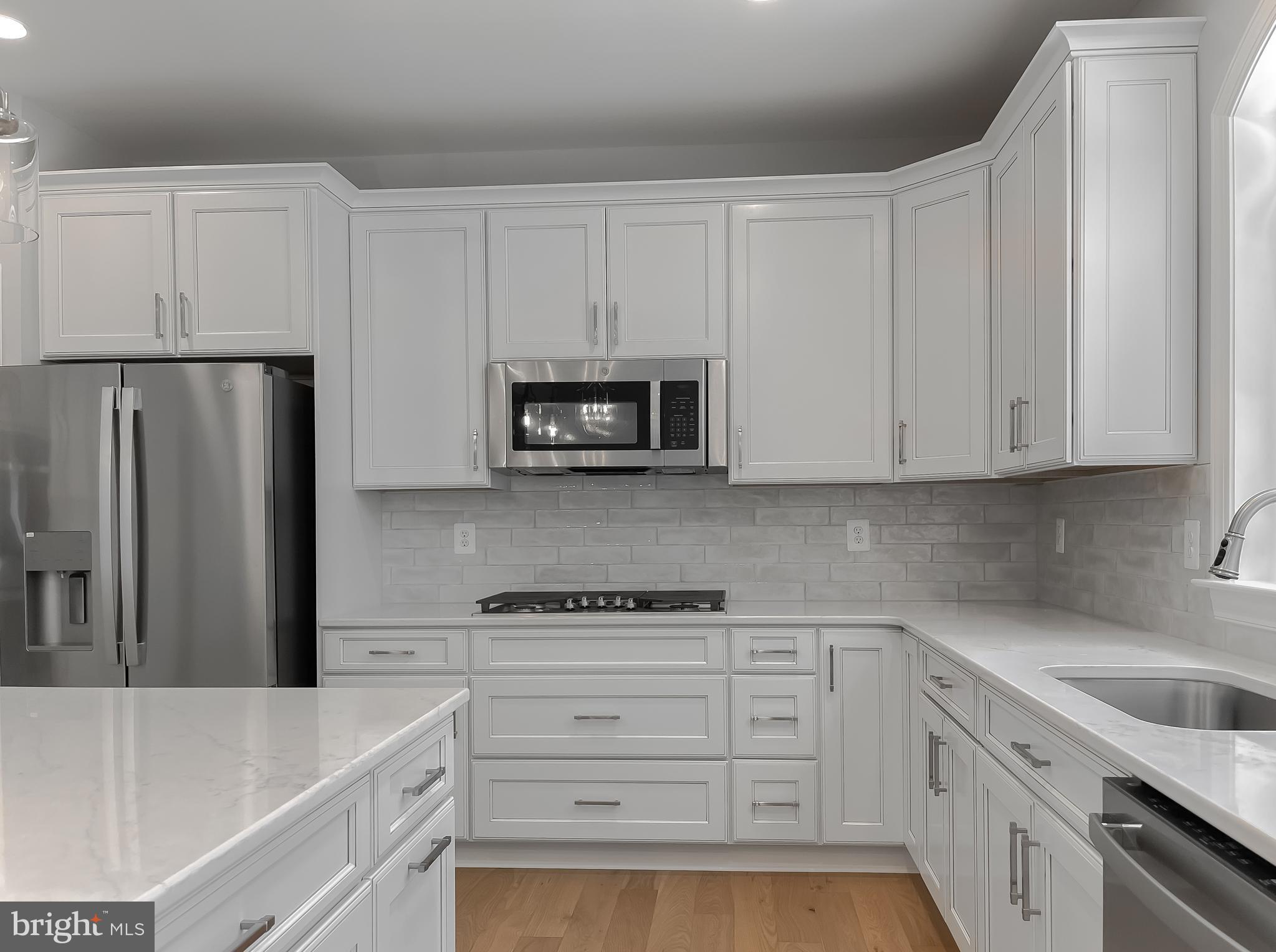 HELEN'S RETREAT - Residential