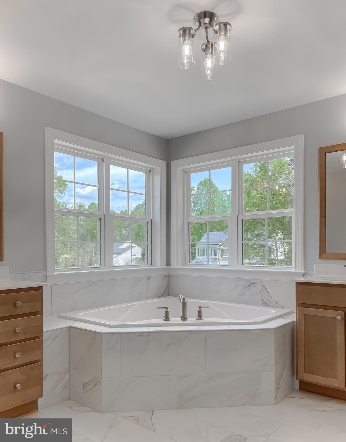 HELEN'S RETREAT - Residential