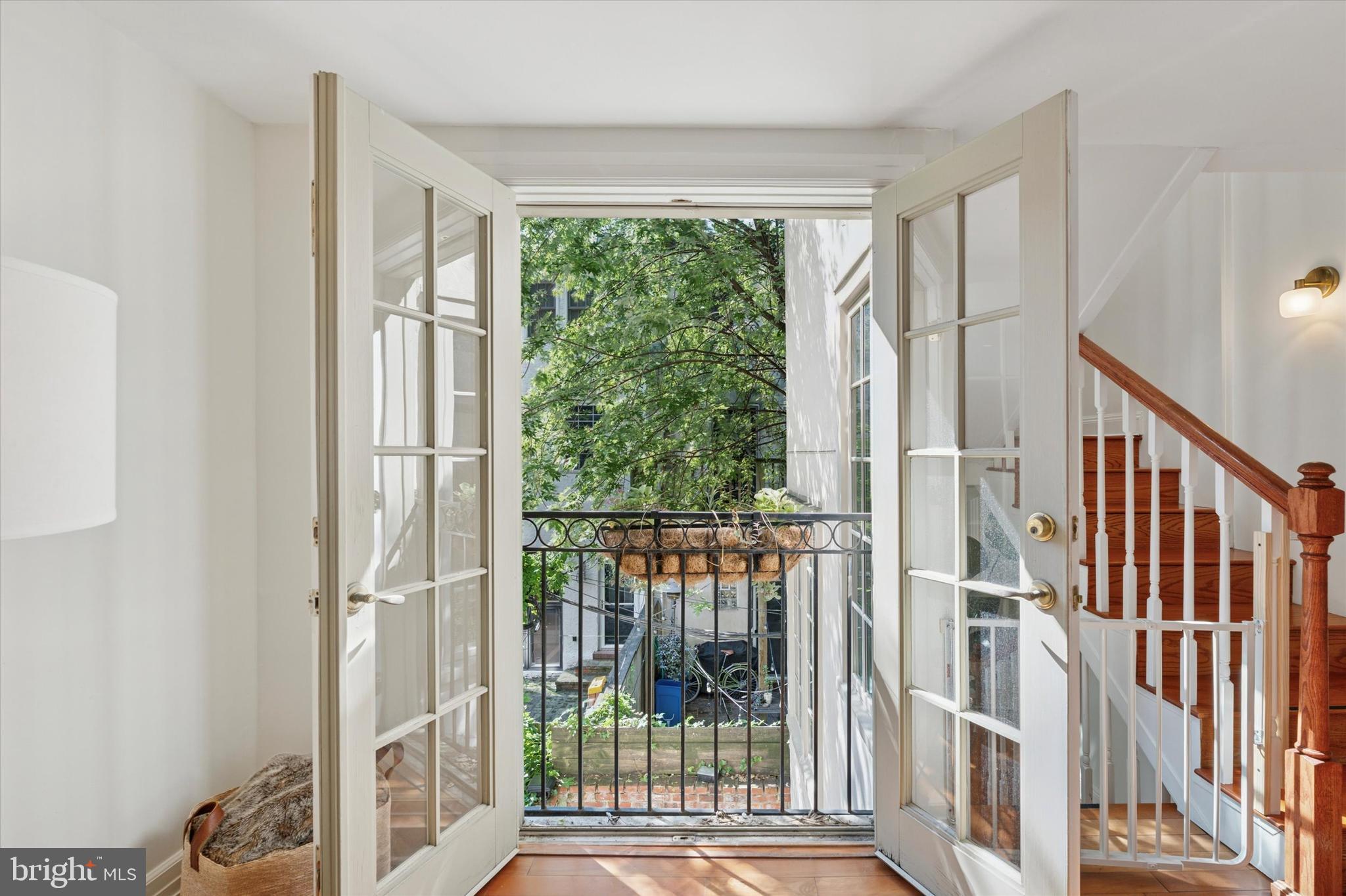 WASHINGTON SQ WEST - Residential