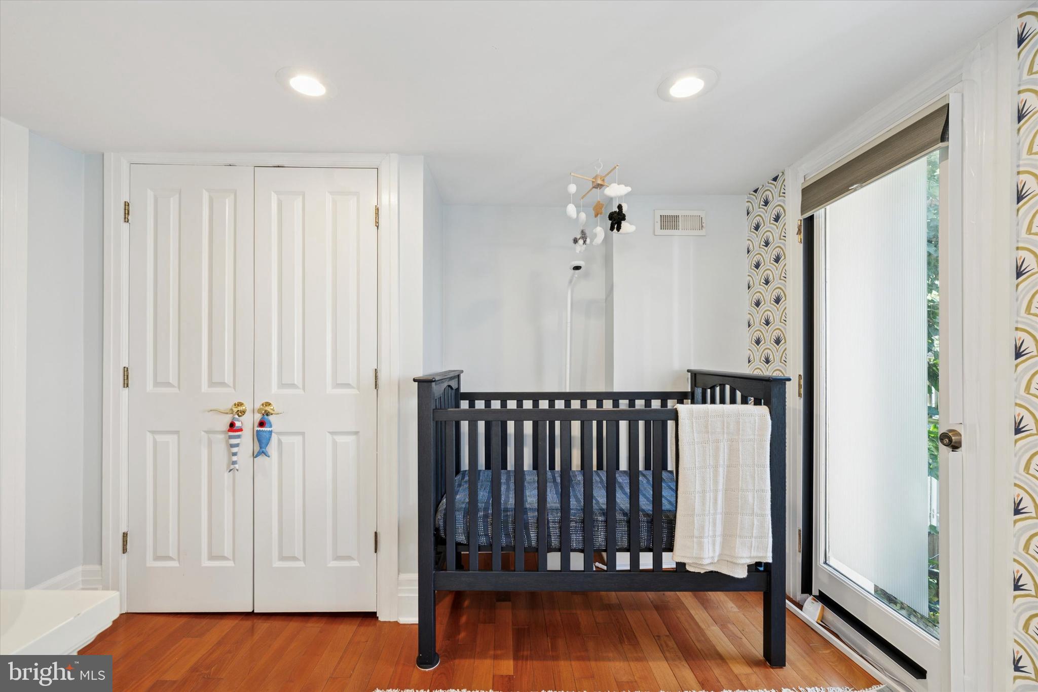 WASHINGTON SQ WEST - Residential