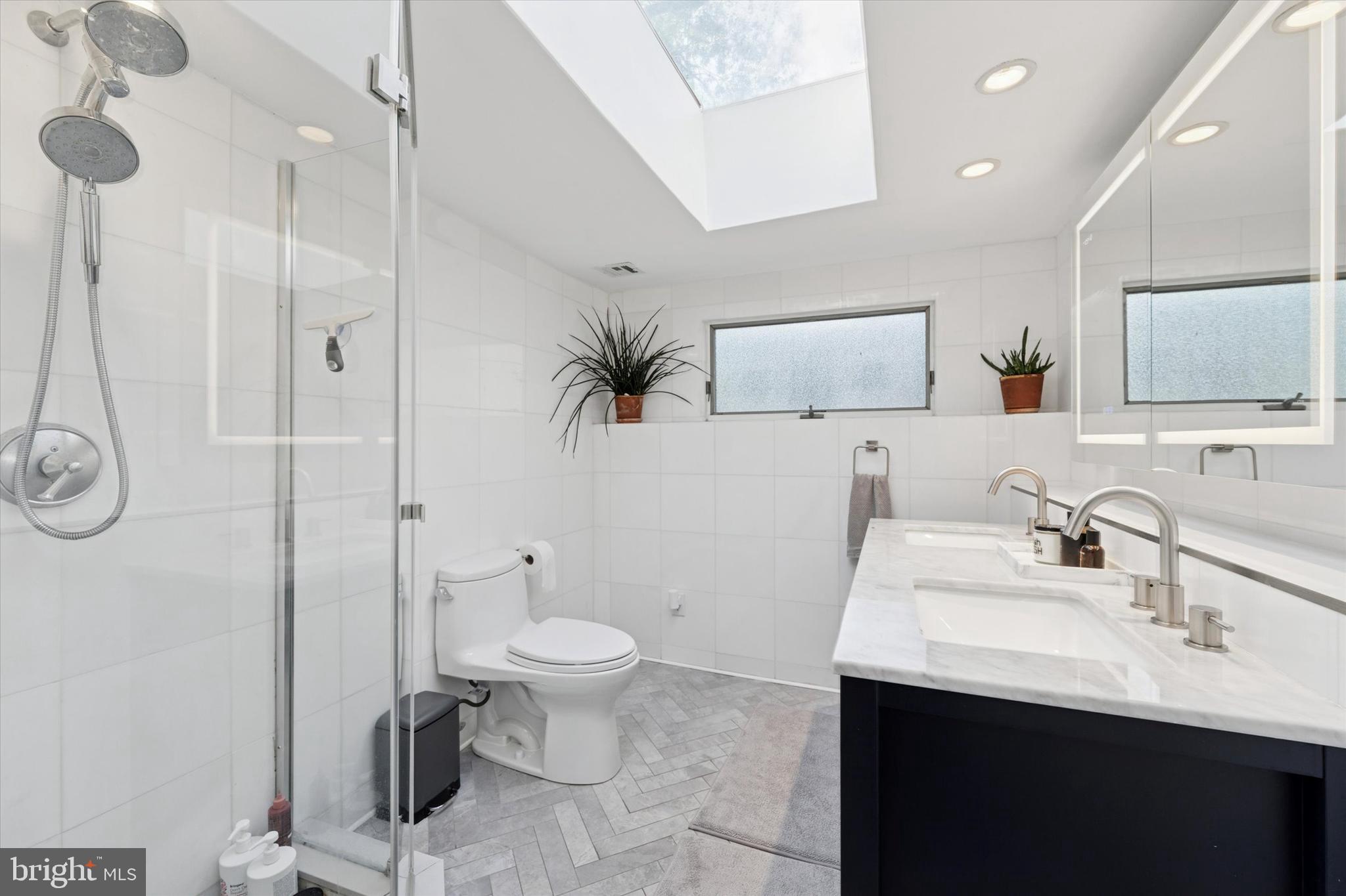 WASHINGTON SQ WEST - Residential