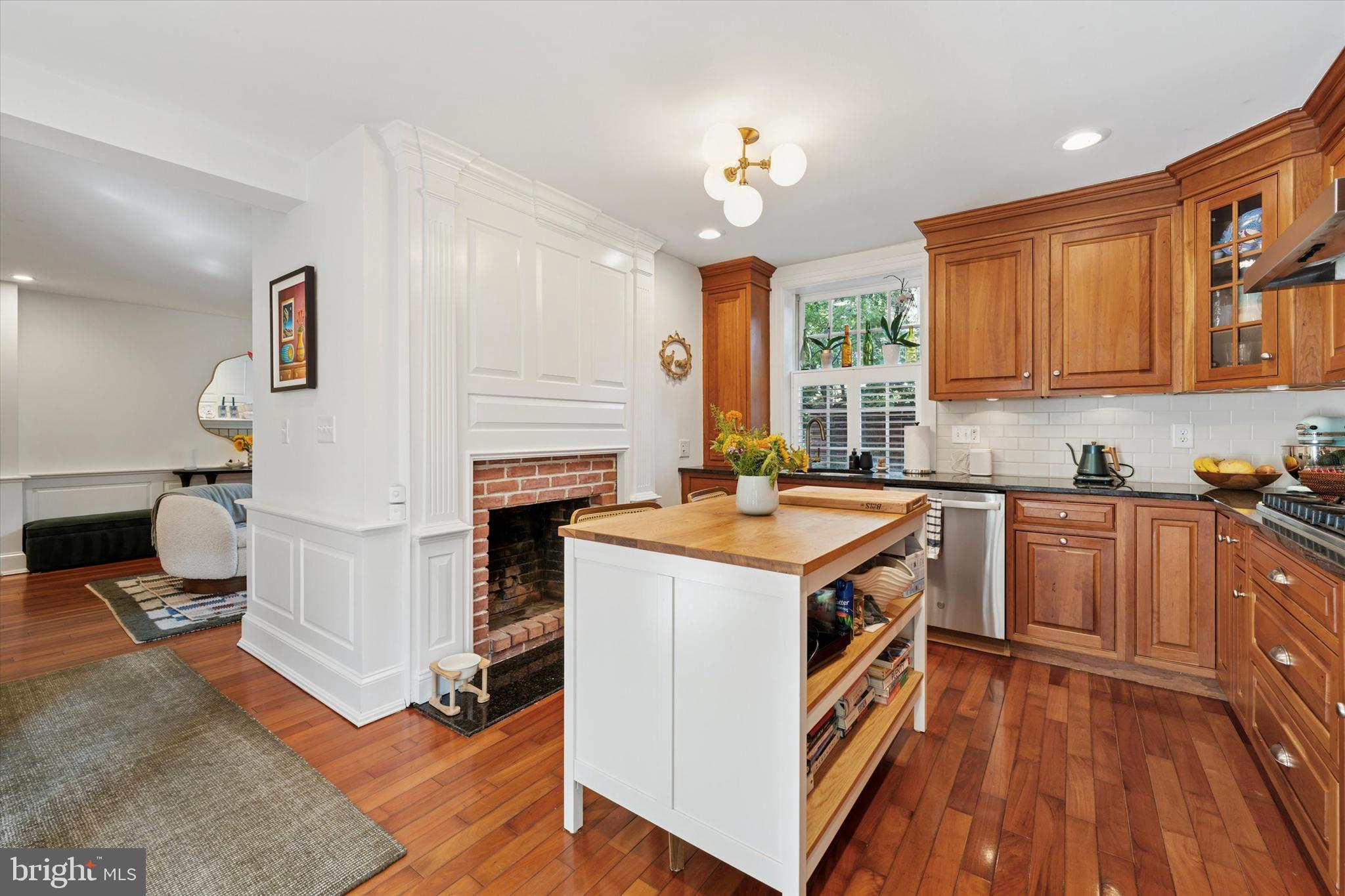 WASHINGTON SQ WEST - Residential