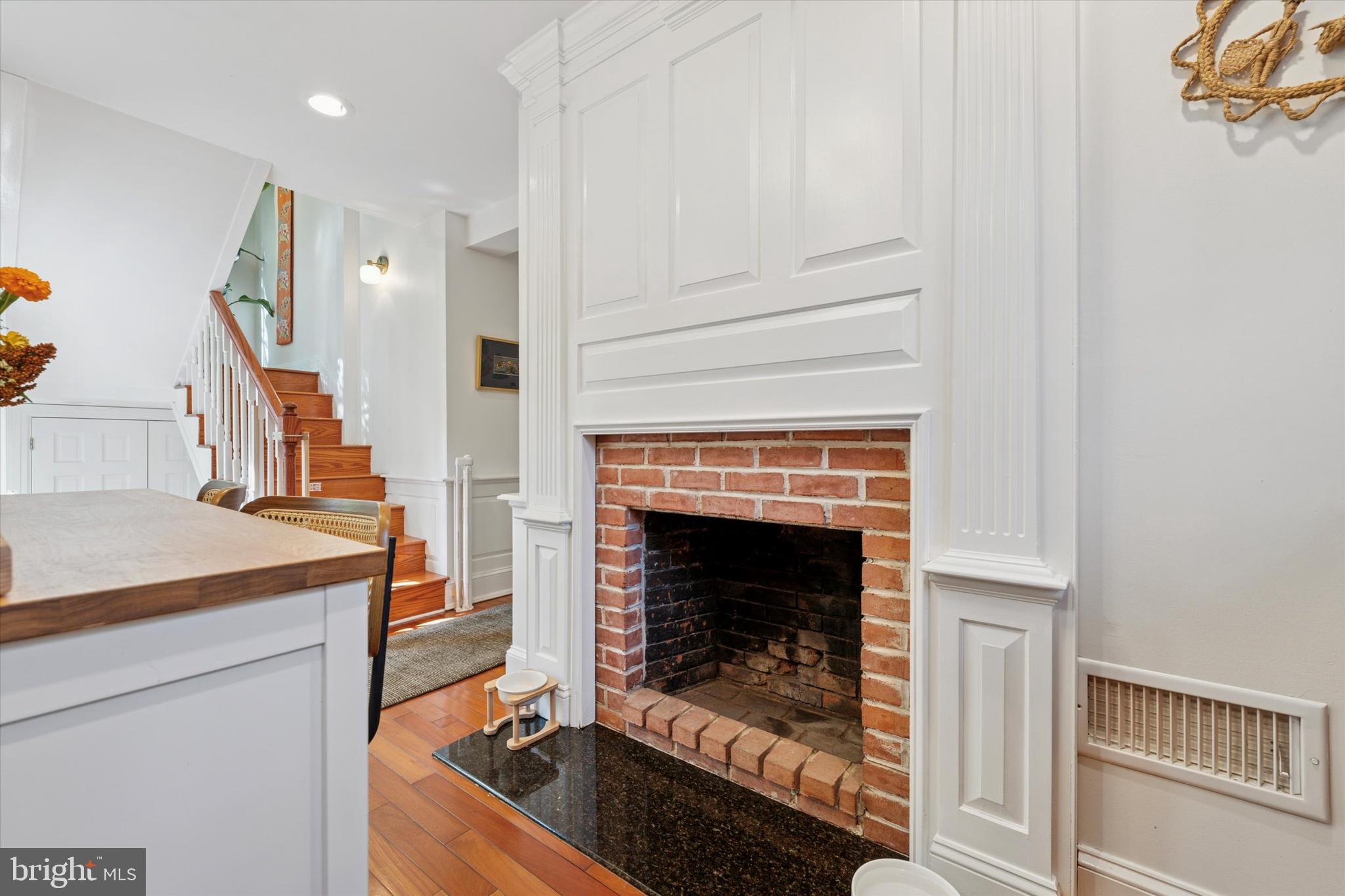 WASHINGTON SQ WEST - Residential