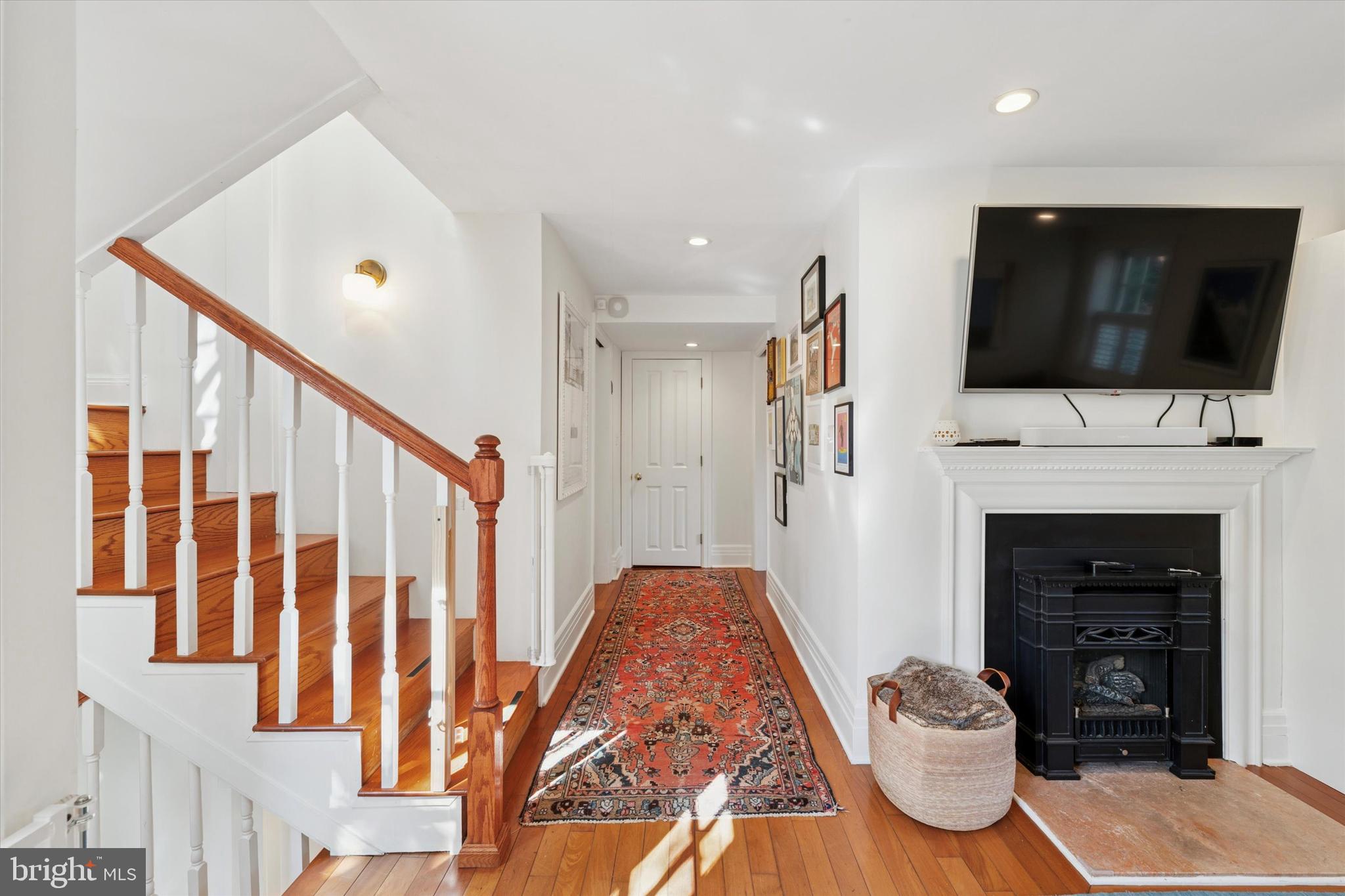 WASHINGTON SQ WEST - Residential
