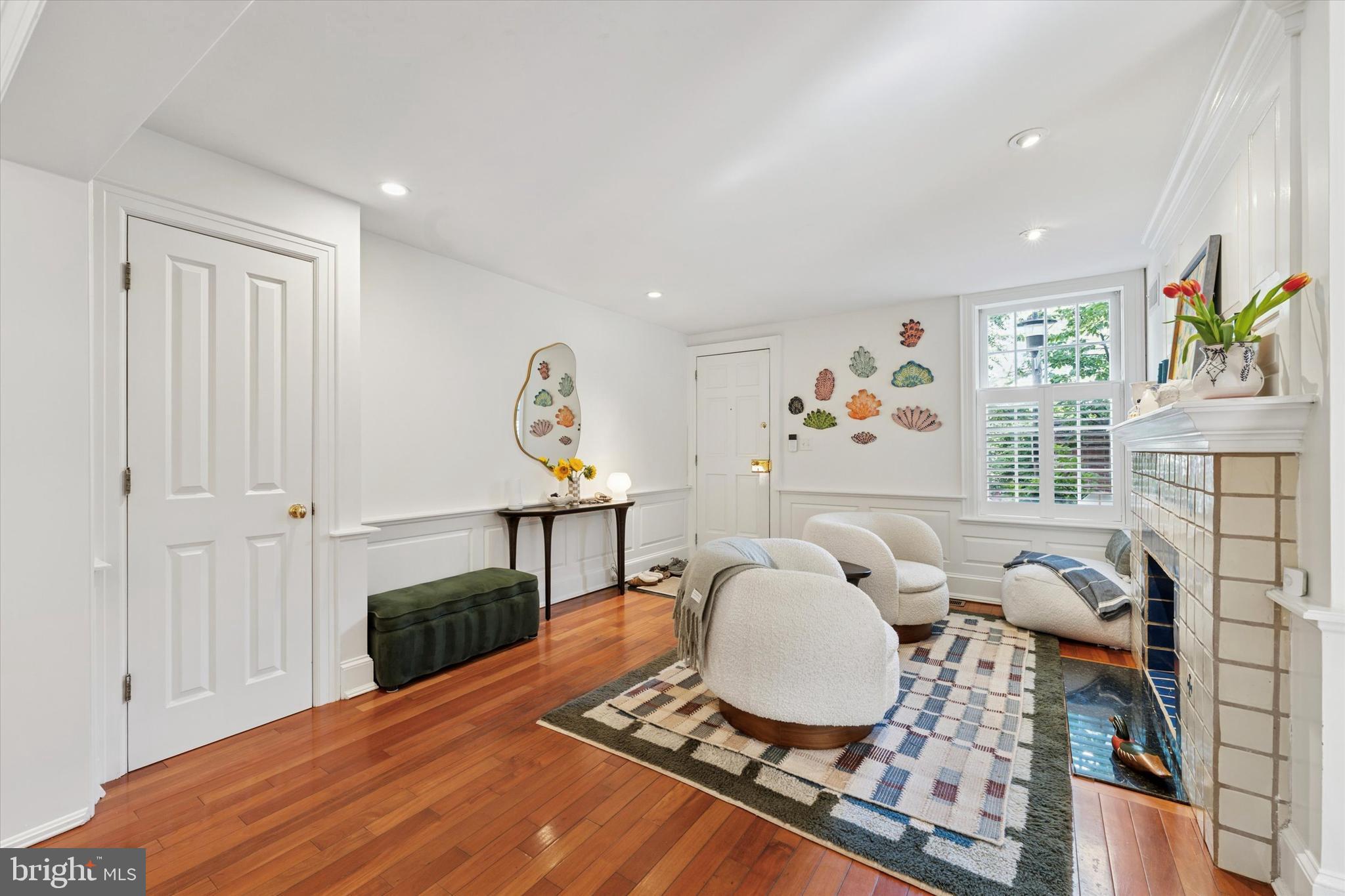 WASHINGTON SQ WEST - Residential