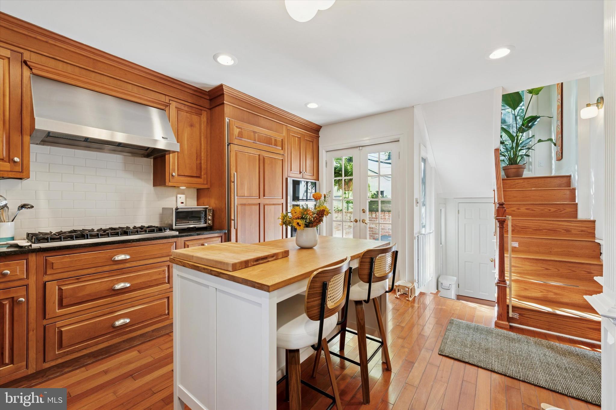WASHINGTON SQ WEST - Residential