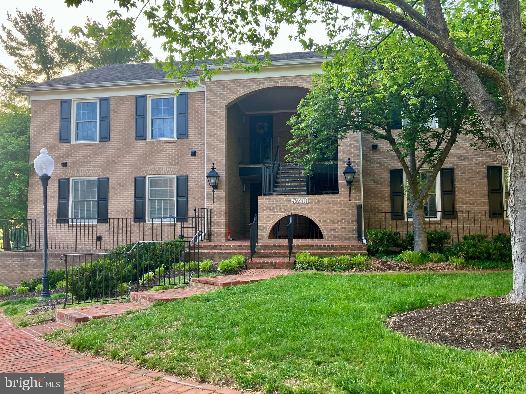 5700 Brewer House Circle Unit T3-11