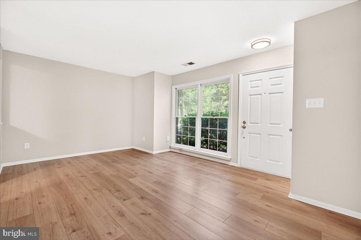 5700 BREWER HOUSE CIRCLE T3-11