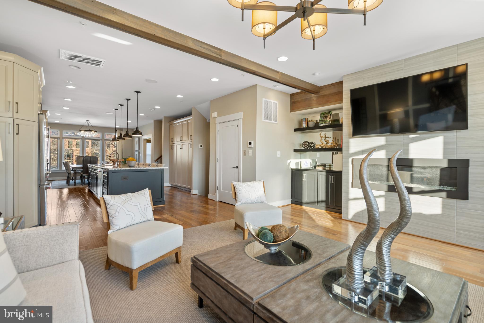 BRAMBLETON TOWN CENTER - Residential