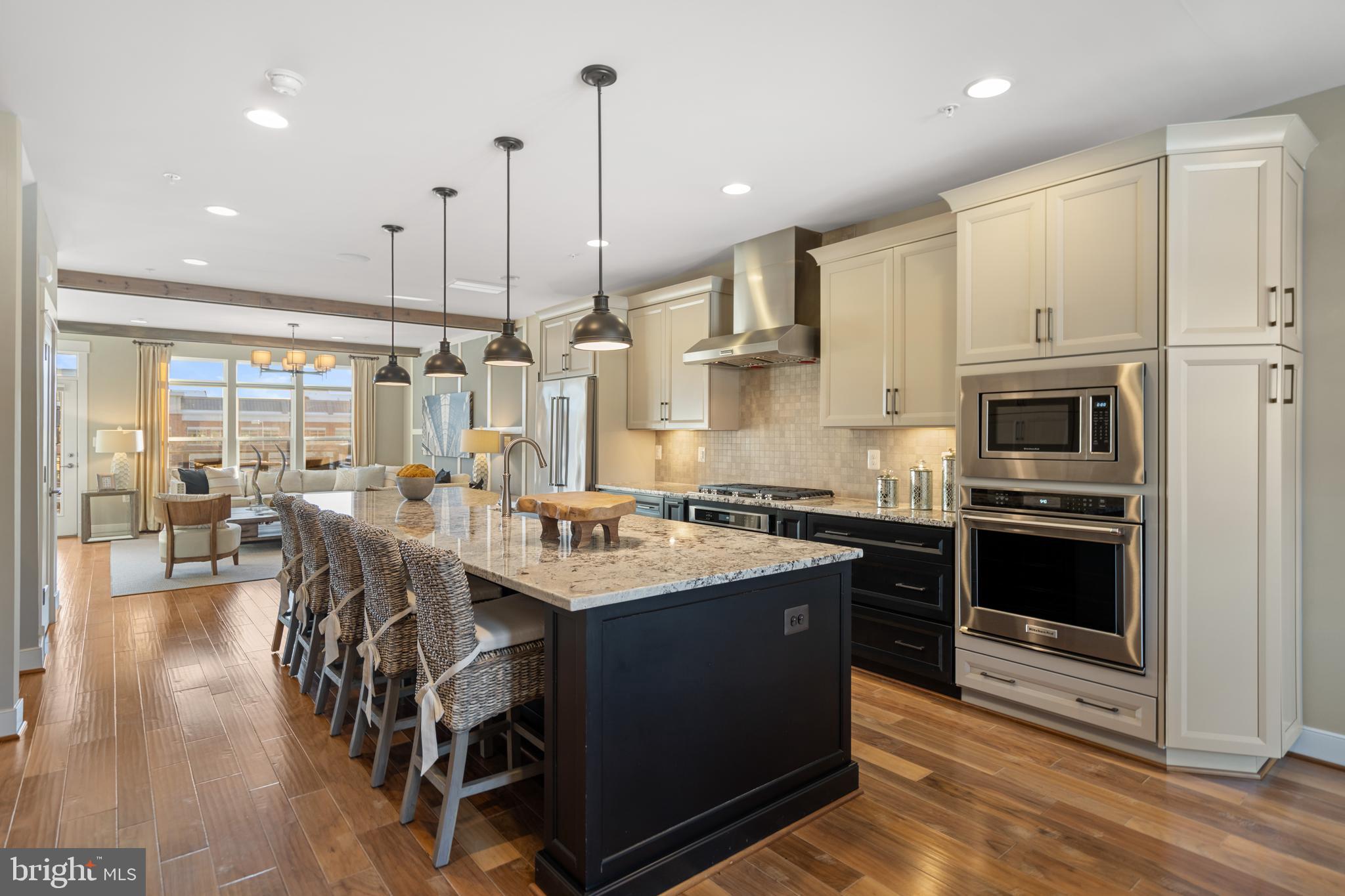 BRAMBLETON TOWN CENTER - Residential