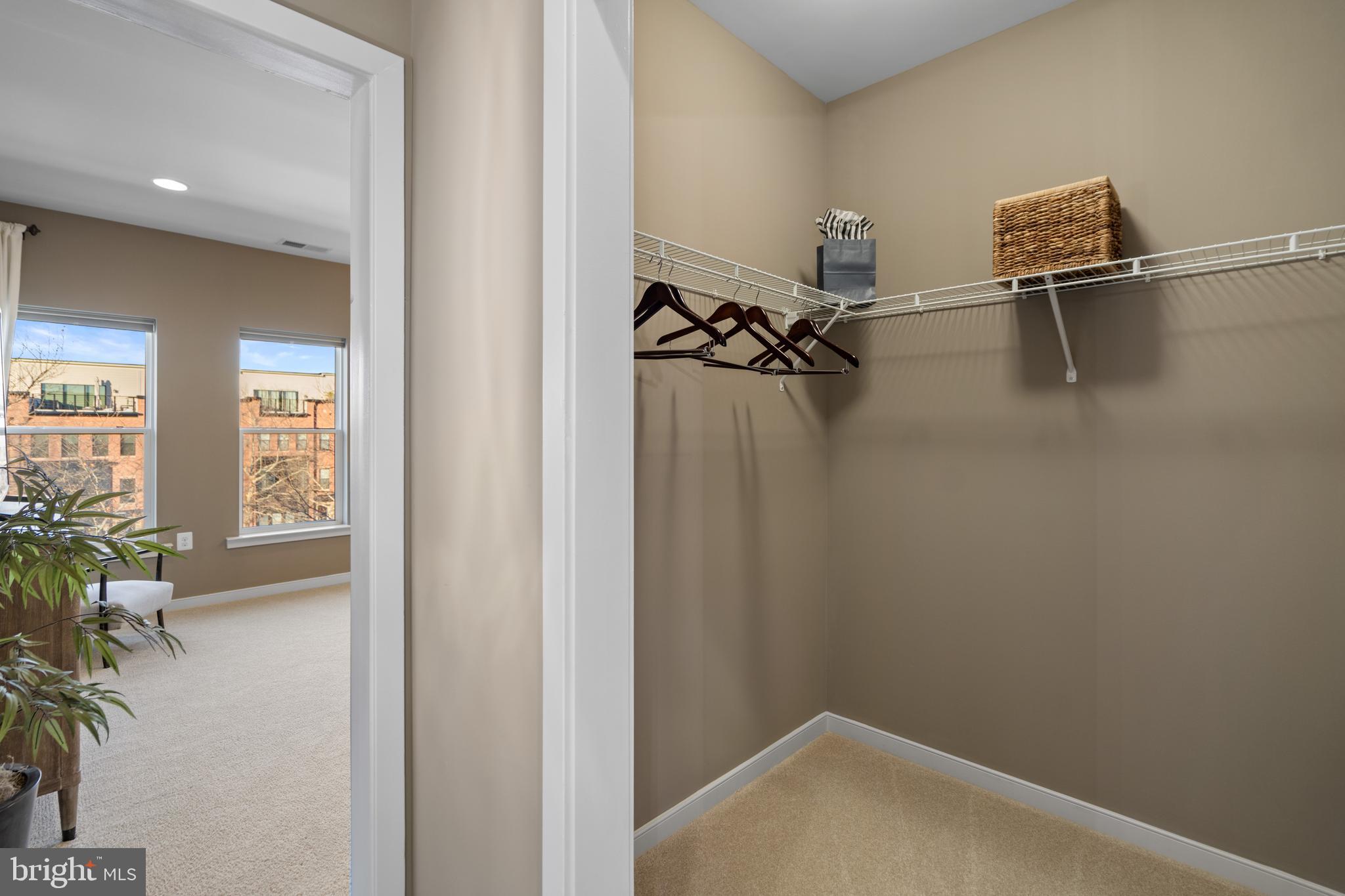 BRAMBLETON TOWN CENTER - Residential