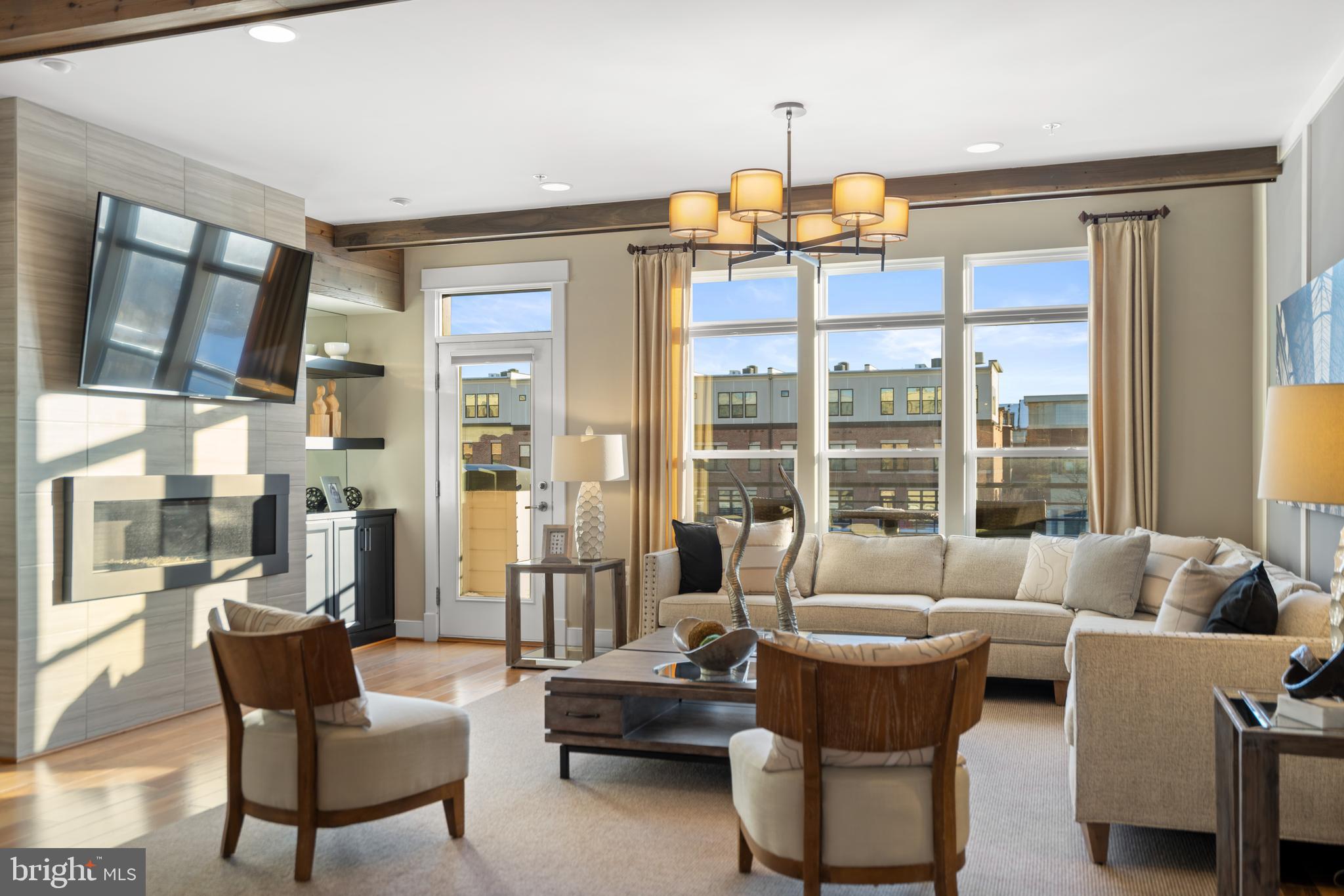 BRAMBLETON TOWN CENTER - Residential