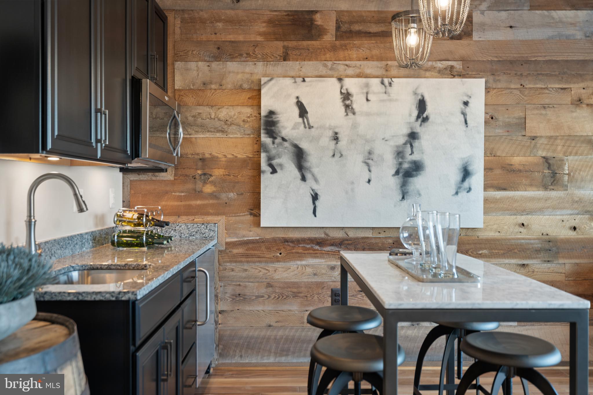 BRAMBLETON TOWN CENTER - Residential