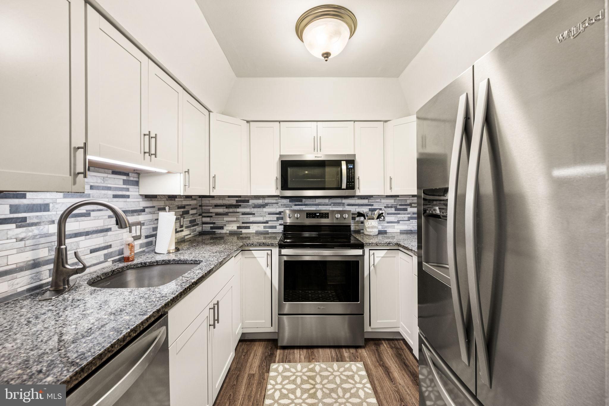 GREENE COUNTRIE VI - Residential