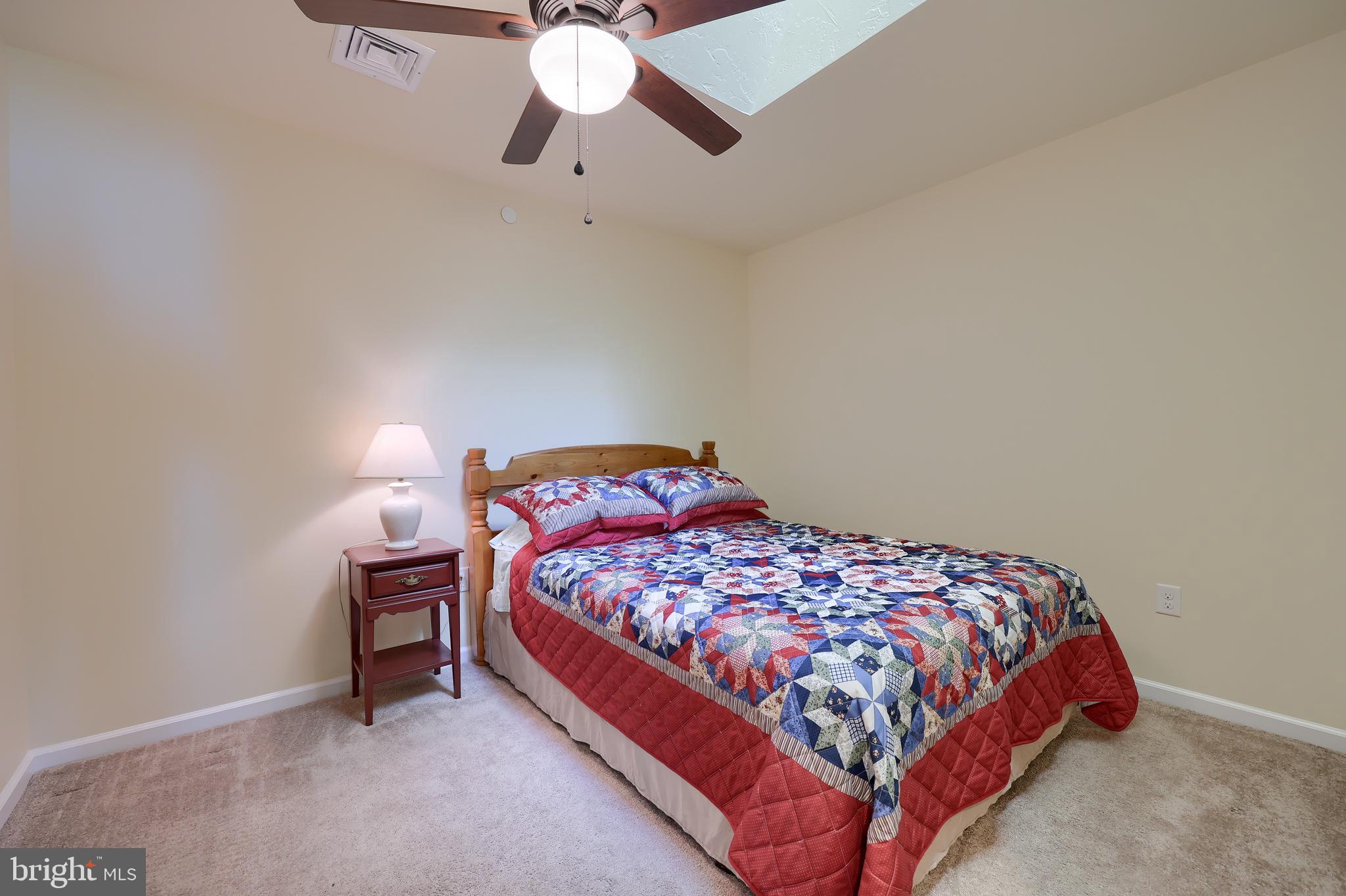 LAUREL MANOR - Residential