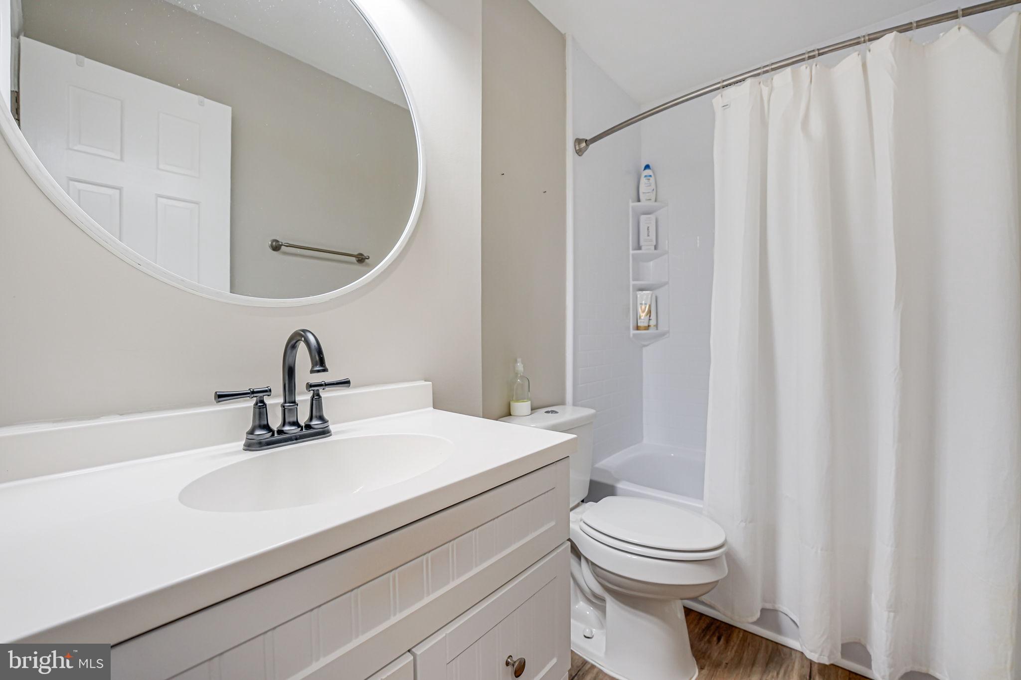 SHADE TREE - Residential